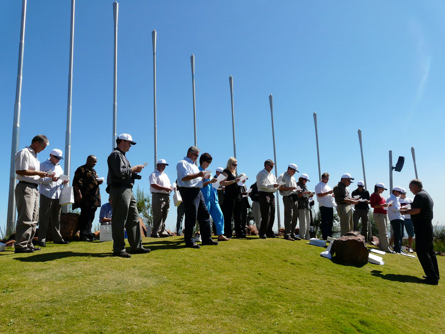 PrayingFreedomMonument-43