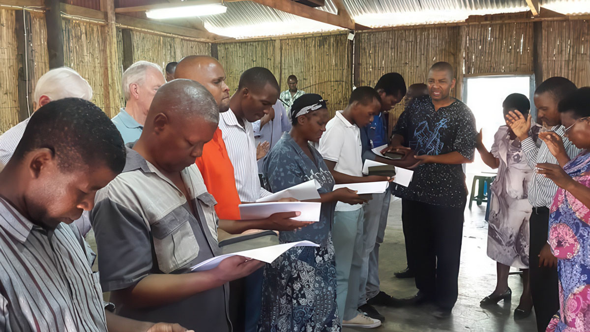 Launch-of-the-Portuguese-Translation-of-Live-School-2