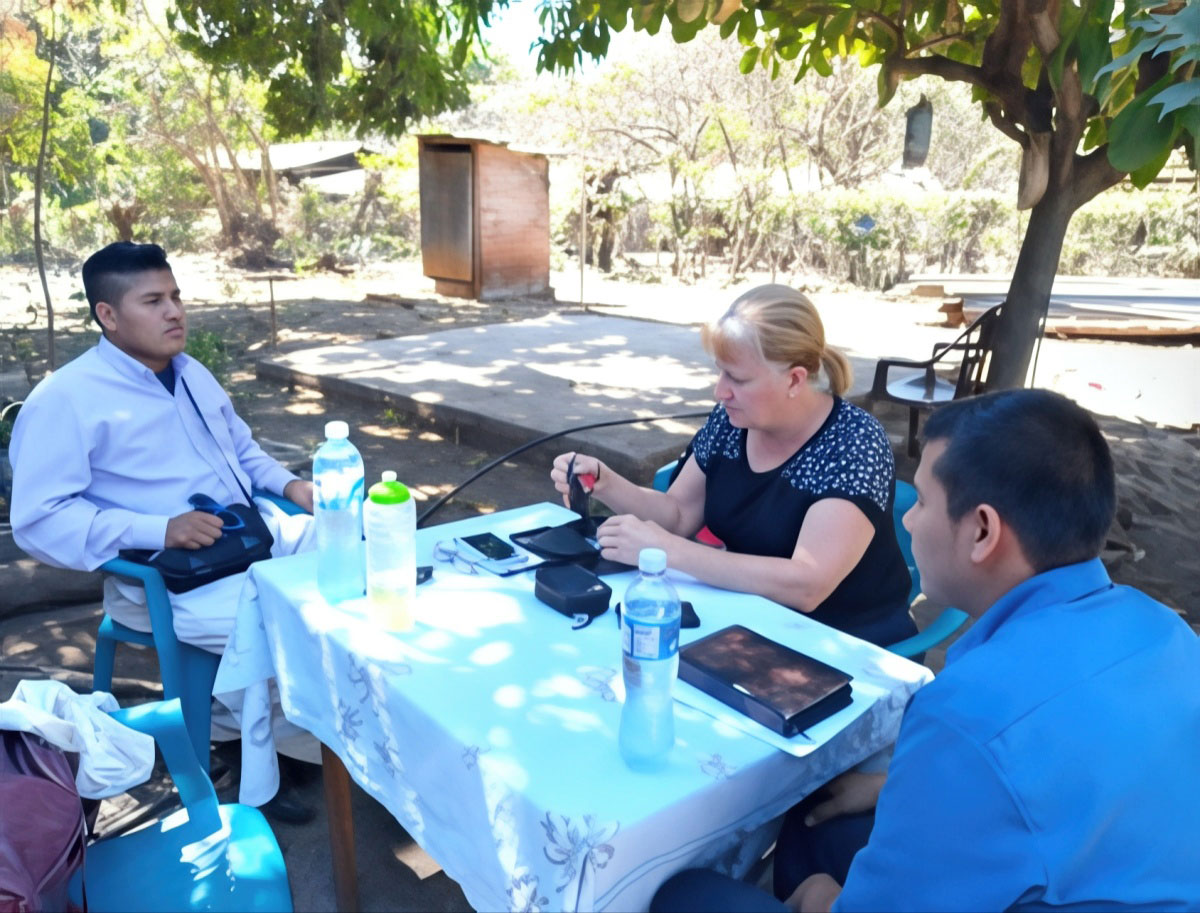 el-salvador-pastor-and-barbara