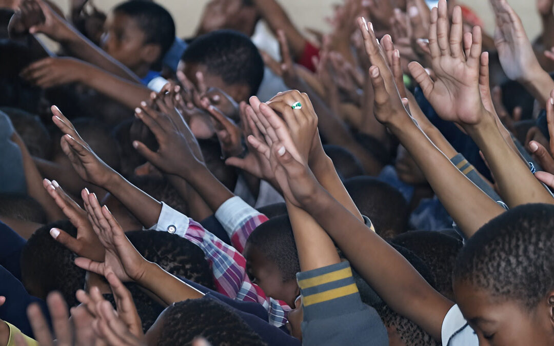 Live School Evangelizes the Lost